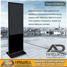 Sinalização digital interativa com LCD Mupi