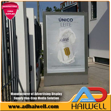 Cartazes de publicidade da caixa de luzes da cidade